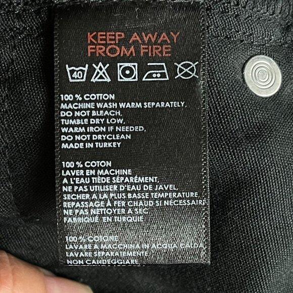 BDG Urban Outfitters Frayed Hem Denim Mini Skirt Size XS Black Asymmetrical - Picture 5 of 9